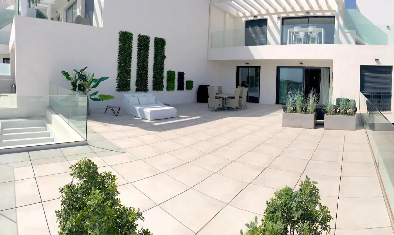 Apartment Luxury Secure Chic-Hideaway In La Cala De Mijas With Sun-Drenched Terrace, Spa & Gym